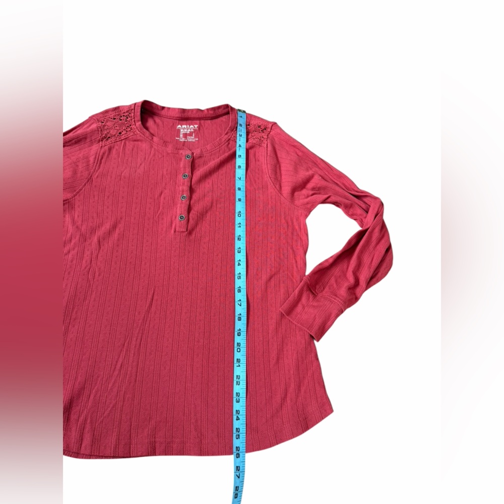 Ariat Women's Pointelle Earth Red Long Sleeve Henley Top Lace Women’s Sz Large - Picture 11 of 12